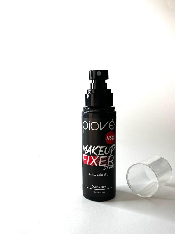 Makeup fixer spray